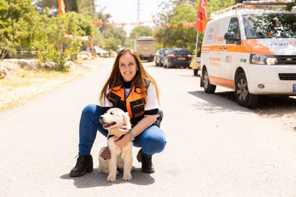 volunteer 3