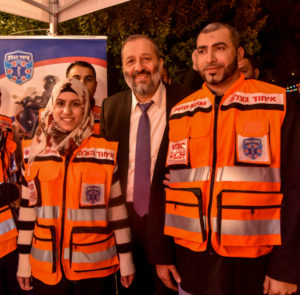 Minister Deri with new volunteers from Shibli