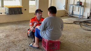 Avishai Lefkovitz providing psychological first aid to a young boy in Anasco 300x169 1