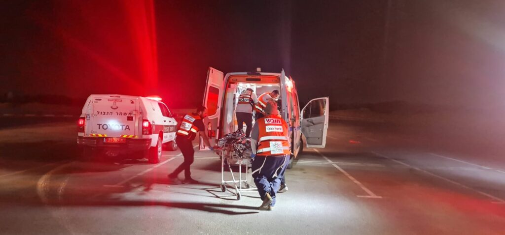 Bringing the patient to the ambulance 1024x478 1