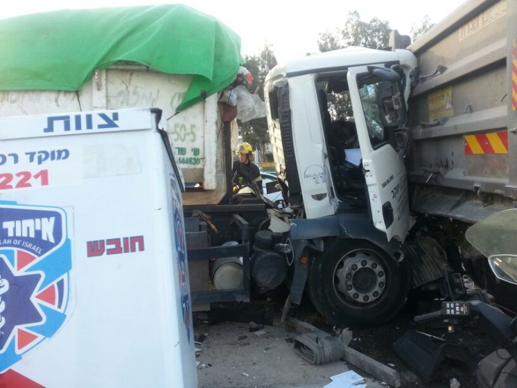 trucks accident 1 1