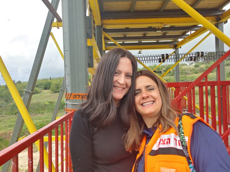 https://israelrescue.ca-east.onfullhost.cloud/app/uploads/2023/10/WhatsApp-Image-2023-10-13-at-17.19.02-1-768x576.jpeg