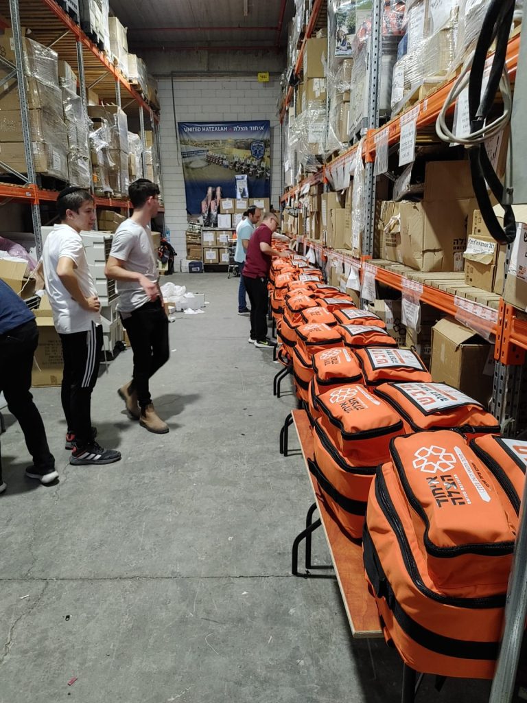 https://israelrescue.ca-east.onfullhost.cloud/app/uploads/2023/10/image-20231018125707-990968721-768x1024.jpg