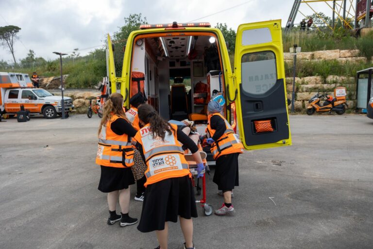 https://israelrescue.ca-east.onfullhost.cloud/app/uploads/2023/11/image-20231109085124-1866623924-768x512.jpeg