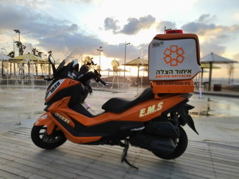 https://israelrescue.ca-east.onfullhost.cloud/app/uploads/levcharity/7d6bd21db8f221b38f35ae349093013e-768x576.jpg