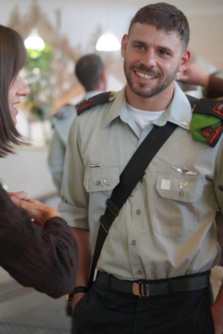 https://israelrescue.ca-east.onfullhost.cloud/app/uploads/levcharity/ddd290c45f6bb857a5d28a334b1ef690-768x1149.jpg